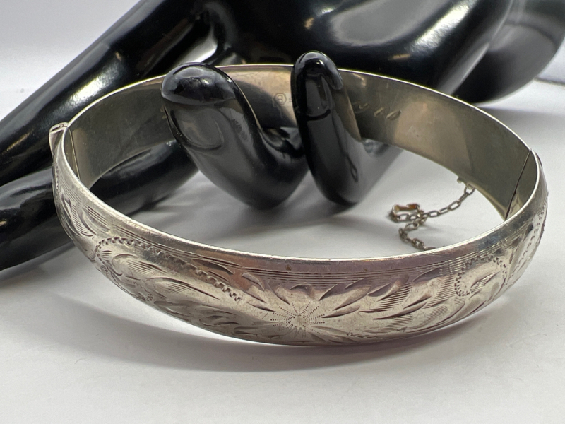 Vintage BIRKS Solid Sterling Etched Hinged Bracelet