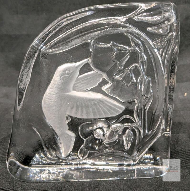Clear Glass Paperweight with Hummingbird and Flowers Design, 3.75" x 4" x 1.5"