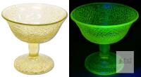 Vintage Unsigned L.E. Smith Yellow "Crackle" Glass Sherbet / Dessert Cup, 3.5" Tall, Chips Present on Base
