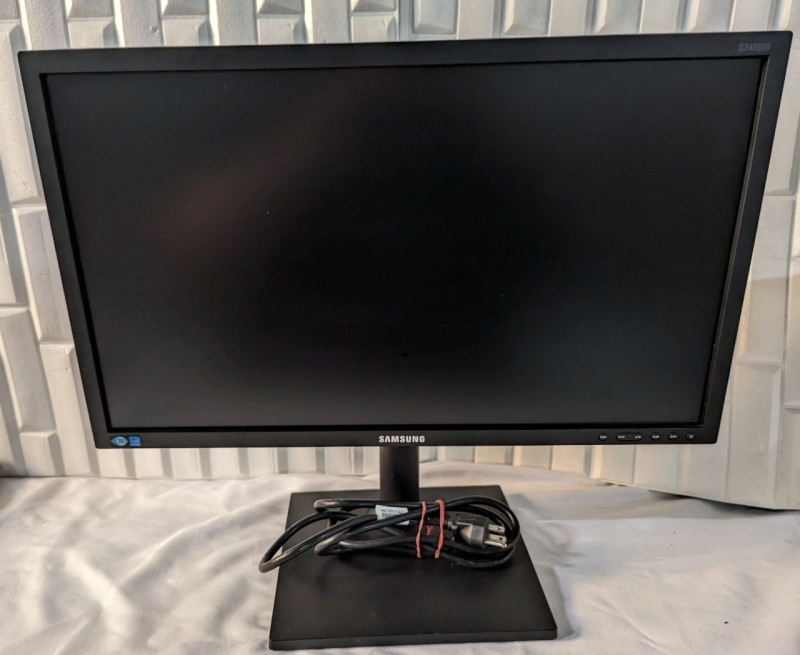 Samsung Business Monitor - S24E650XL. 24" Screen