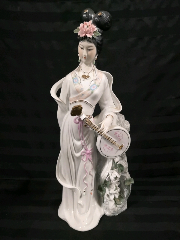 Beautiful Asian Women Musical Figure