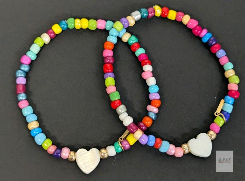 New Pair of ZZLAY Beaded Friendship Bracelets, Elastic Beaded Bracelets With Carved Shell Hearts