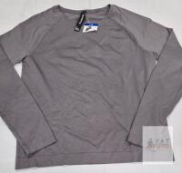 NEW Mondetta Women's Gray Long Sleeve Performance Pullover Shirt, Size Large, Item 1908626