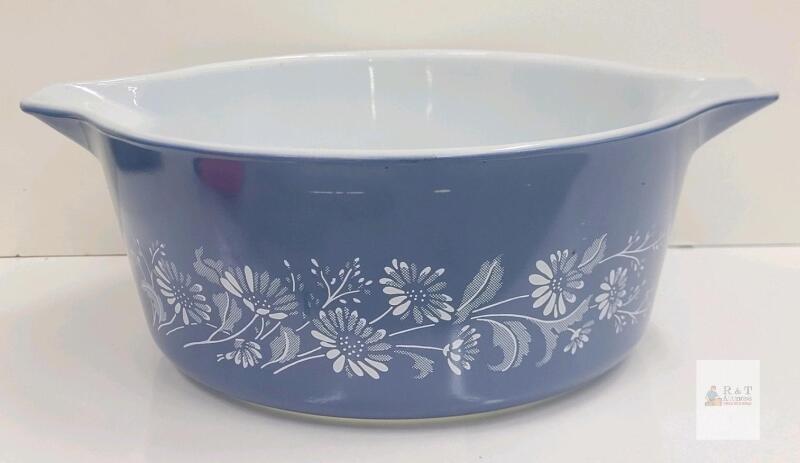 Vintage Pyrex 475-B 2.5 Qt Casserole Dish