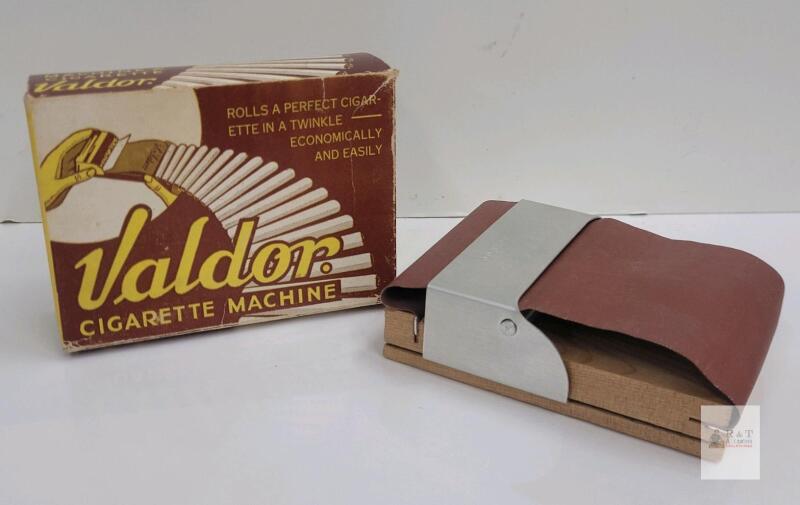 Valdor Manual Cigarette Rolling Machine with Original Box, Wood and Metal, Vintage Circa 1940s&ndash;60s