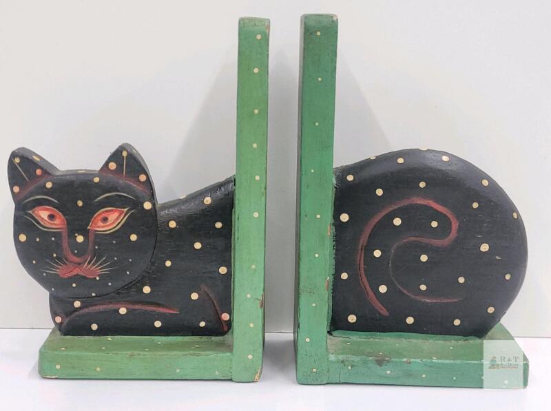 Hand Painted Wooden Cat Bookends, Folk Art, 7.5" Tall, Green & Black Polka Dot Pair