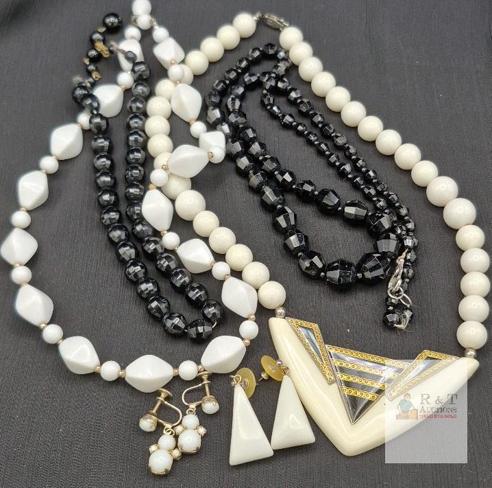 Vintage Beaded Necklaces & Earrings - 1x Coro Earrings