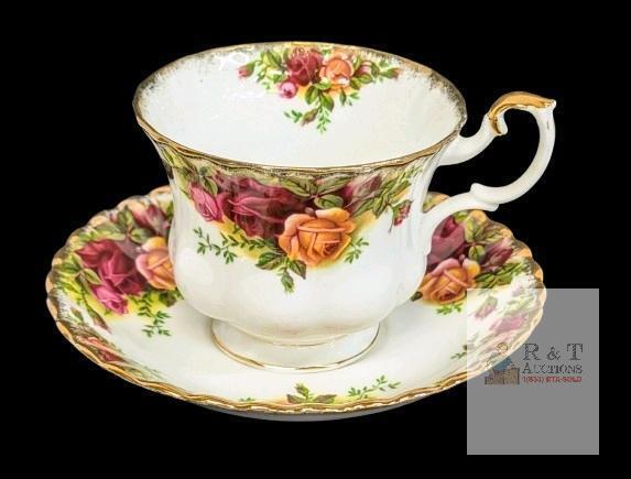 Vintage Royal Albert Old Country Roses Tea Cup & Saucer - Scratch In Saucer, Both Ring True, No Chips or Cracks