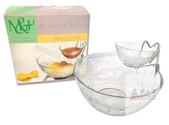 Mayfair & Jackson Clear Glass Fruit Garden Pattern 3-Piece Chip & Dip Set, Up To 10" Diam &times; 4.5" Tall - Excellent Condition, No Chips or Cracks