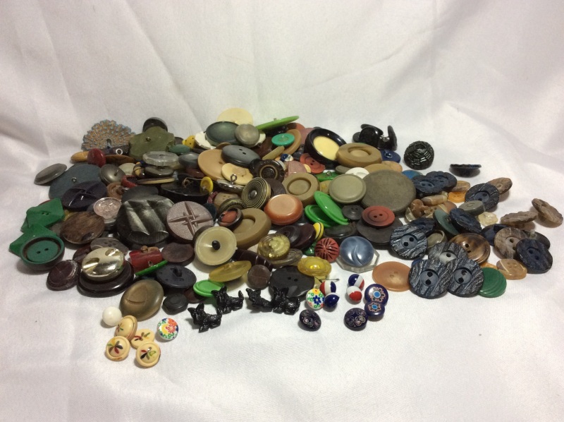 Retro Vintage Buttons Large uncounted lot as shown in photos