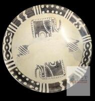Gorgeous Vintage African Soapstone Bowl With Elephants & Birds, 10" Diam &times; 2.5" (Battery Smooth!)