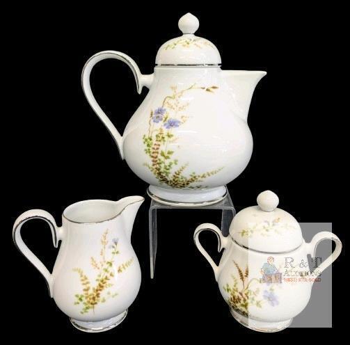 NORITAKE Ireland Edenberry 2772 Pattern Teapot with Lid, Creamer & Lidded Sugar Dish, Up To 8" No Chips or Cracks