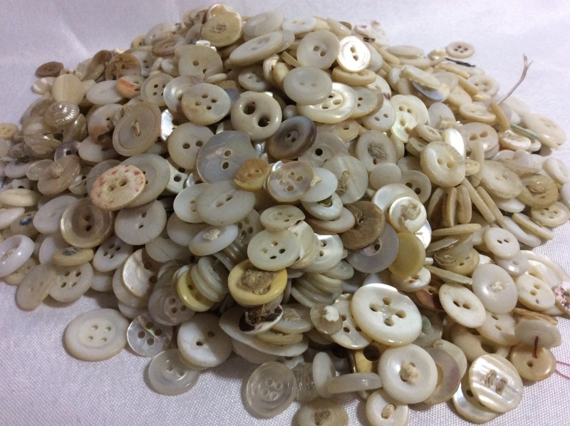 Vintage MOP Buttons Huge Lot Small MOP Buttons 1/4 to 1 in wide
