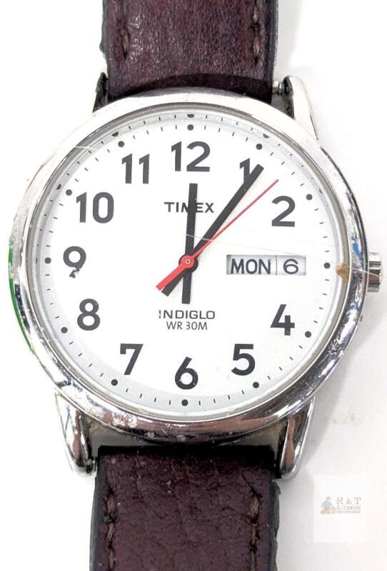 TIMEX Men's Easy Reader Day-Date Watch T20041 CR2016 Cell, WR 30, 18MM LUG With Leather Band, Working