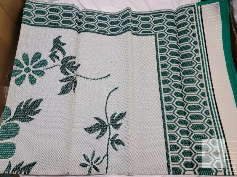 New White / Green w/Flowers Reversible Plastic Outdoor Patio Mat , 9ft&times;12ft .