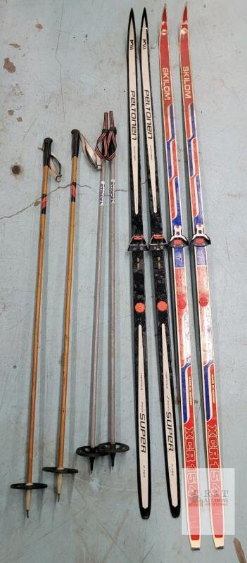 Vintage Skilom XCR 154 Norway & Peltonen Super MII Finland Cross-Country Skis w/ Poles