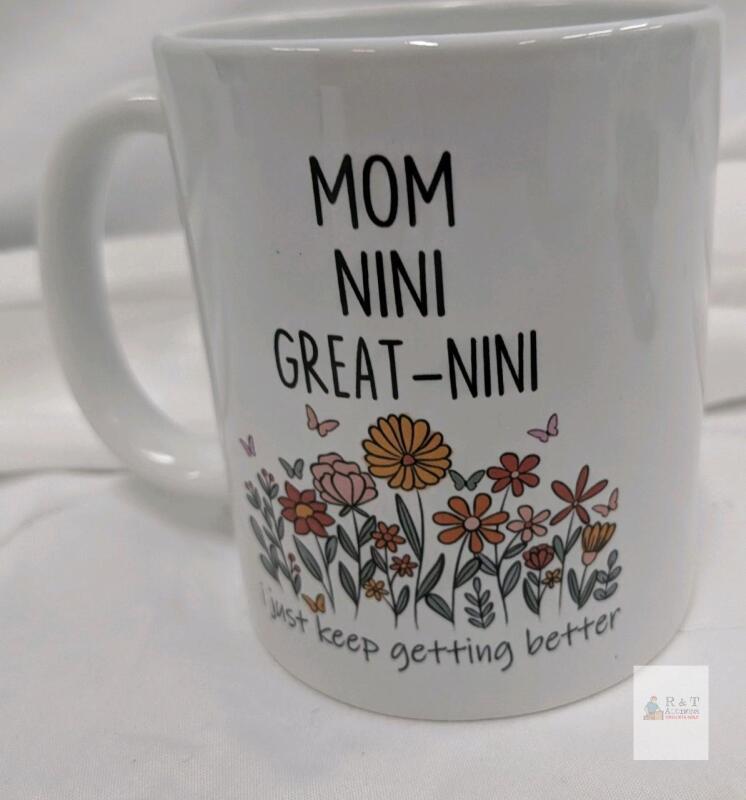 NEW Ceramic Mug with 'MOM NINI GREAT-NINI' Floral Design, 10 oz Capacity
