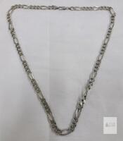 Vintage Sterling Silver Made in Italy Figaro Link Chain , Measures 22" long . Weights 39.0 grams