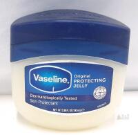 Vaseline Original Protecting Jelly 3.38 fl oz &ndash; Triple-Purified, Dermatologically Tested