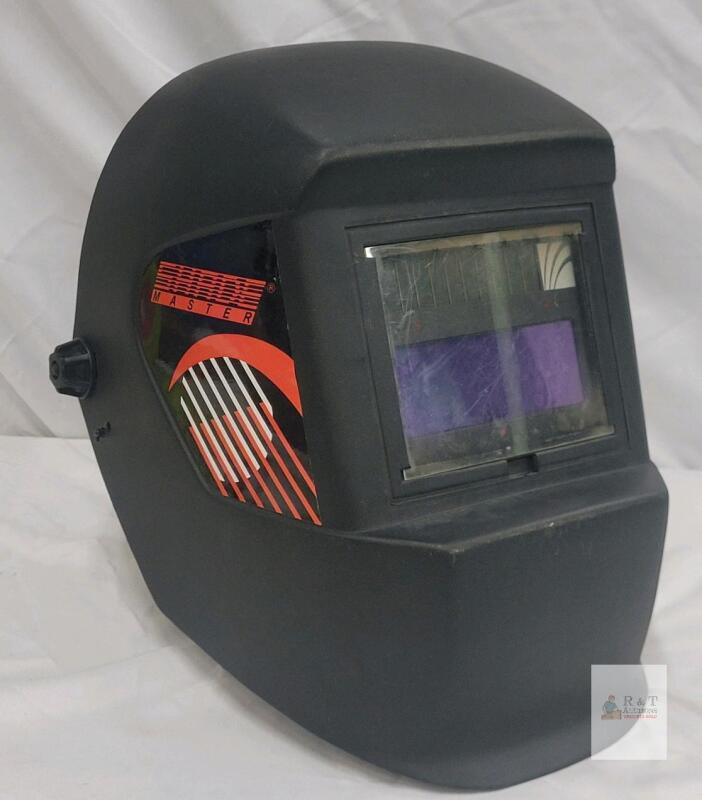 MASTER 3000V3 Auto-Darkening Welding Helmet, DIN 4/10-13 Shade Range, 1/25,000 sec Switch Speed