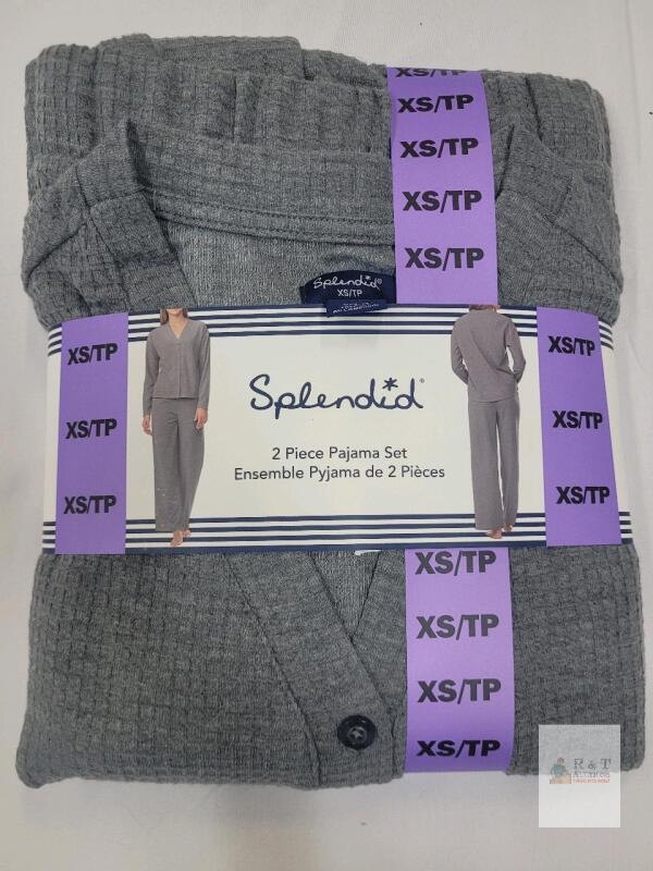 NEW Splendid Women's 2 Piece Pajama Set, XS, 100% Polyester, Gray, Button Top & Pant, 193371906295