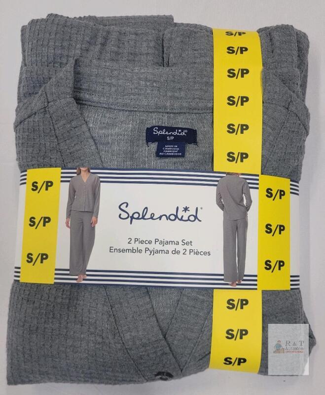 NEW Splendid Heather Gray 2 Piece Women's Pajama Set, Size Small, 100% Polyester, Button Front Top