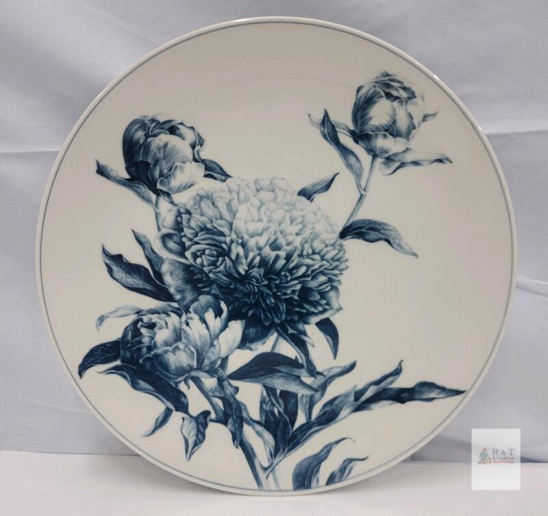 Meissen Porcelain Plate, Studien der Zeichenschule Pfingstrose, 9.5", Germany, Motiv 3, Hanger