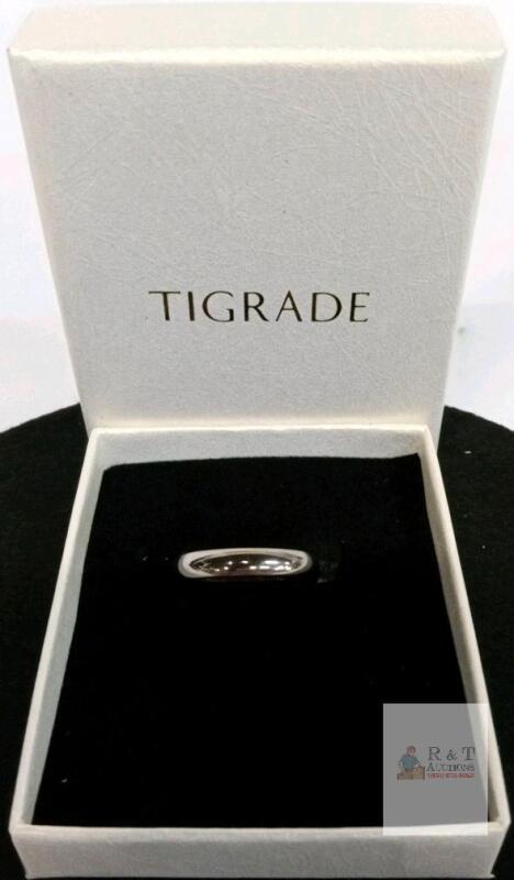 Tigrade 4mm Titanium Band Ring Size 9.5, Silver High Polish Finish, Unisex, in Box,