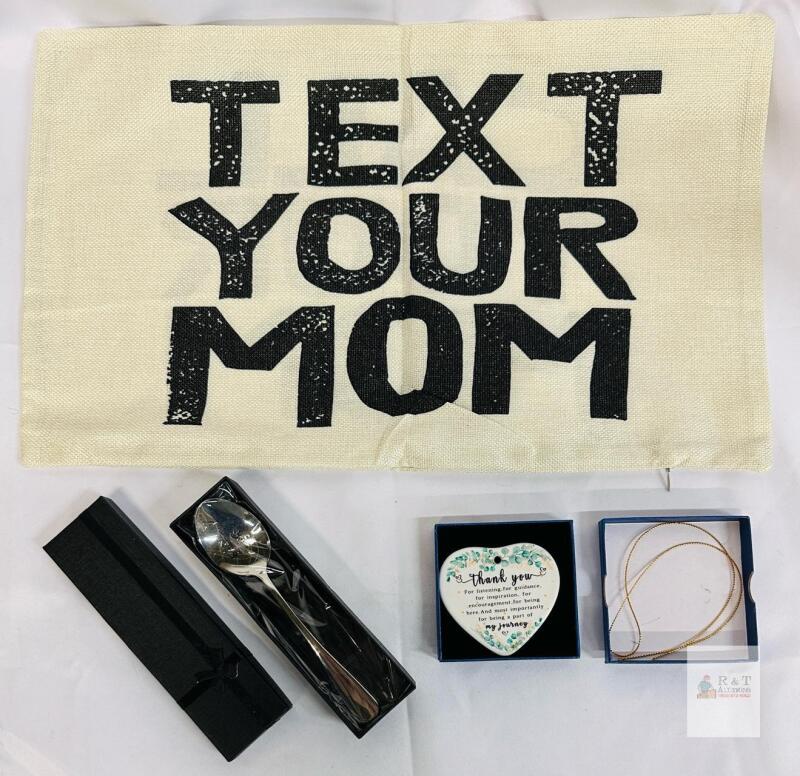 Engraved Stainless Steel Spoon & Ceramic Heart Plaque Gift Set with Fabric Sign