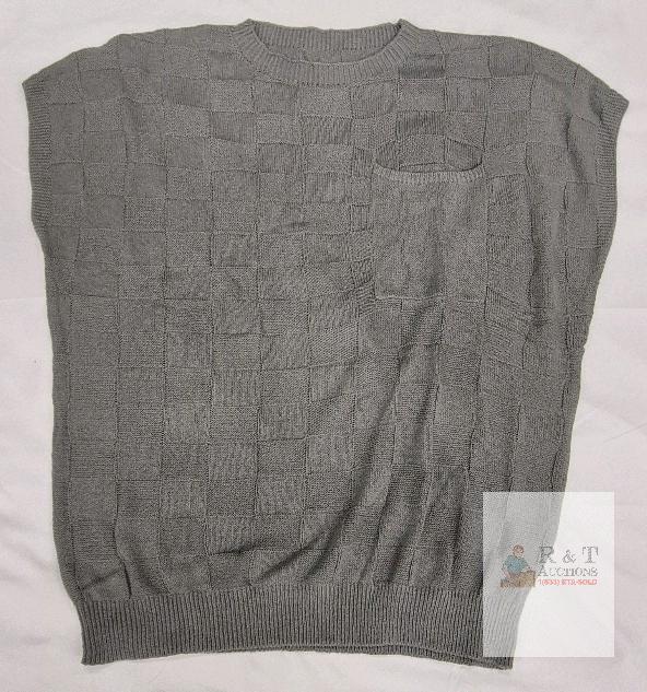 NEW Women's Grey Knit Crew Neck Sweater XL, Pocket, Acrylic, Pullover, Made in China