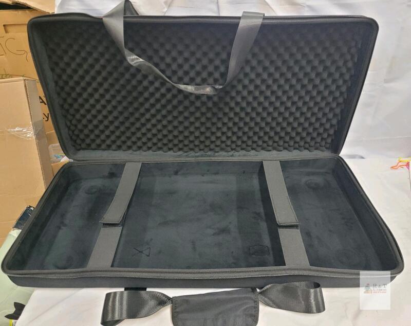 New Soft Shell Case 16"&times;33"&times;5"