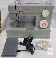 SINGER 4452 Heavy Duty Sewing Machine, 32 Stitches, 1100 SPM, Pedal & Accessories, Vietnam, S/N 079738190469