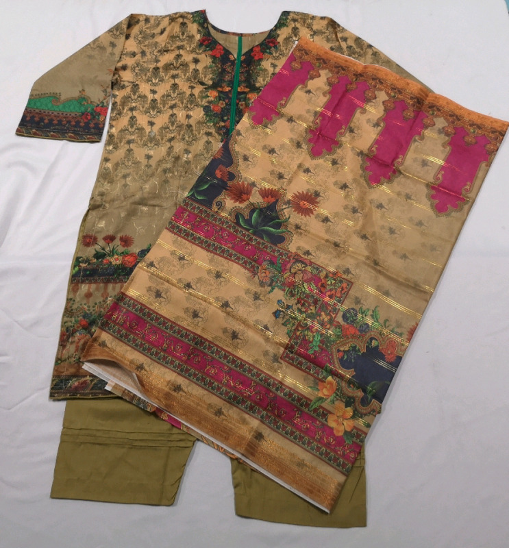 New Women's 3 Piece set sz Large - Indian Style