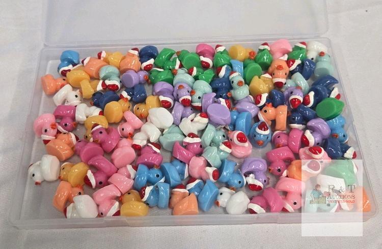 100-Piece Christmas Resin Duck Set &ndash; Multicolored Miniature Decorations (one or two may have fallen out )