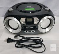 MEGATEK CB-M25BT Portable CD Boombox with Bluetooth, USB, and FM Radio Excellent condition