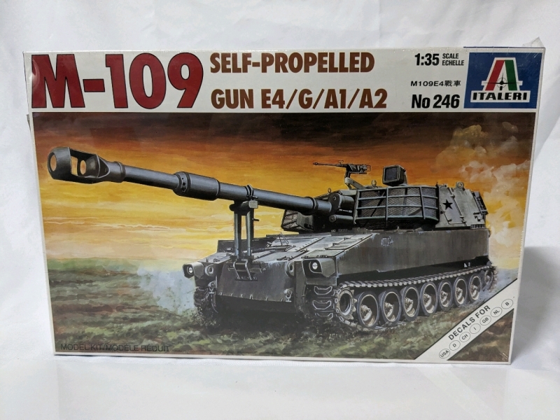 Vintage Sealed ITALERI M-109 Self-Propelled Gun E4/G/A1/A2 1:35 Scale Model Kit No. 246