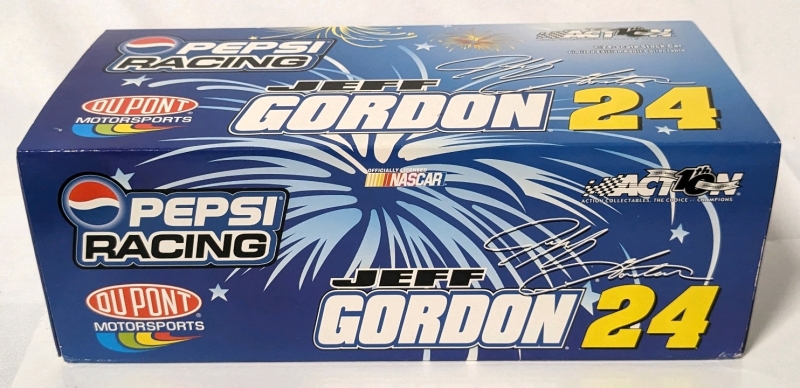 Limited Edition ACTION Jeff Gordon #24 DuPont / Pepsi / Daytona 2002 Monte Carlo 1:24 Scale Stock Car