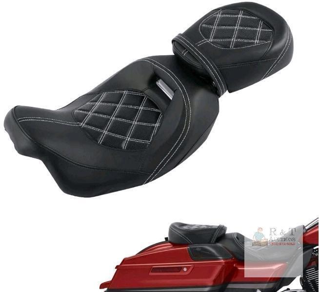 Low Profile 2-Up Seat for 2009&ndash;2023 Harley Touring Models