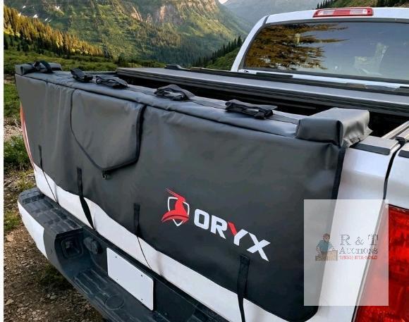 ORYX Pickup Tailgate Pad, Black, Fits Mid-Size Trucks, Waterproof PVC, 5-Bike Capacity, Secure Straps