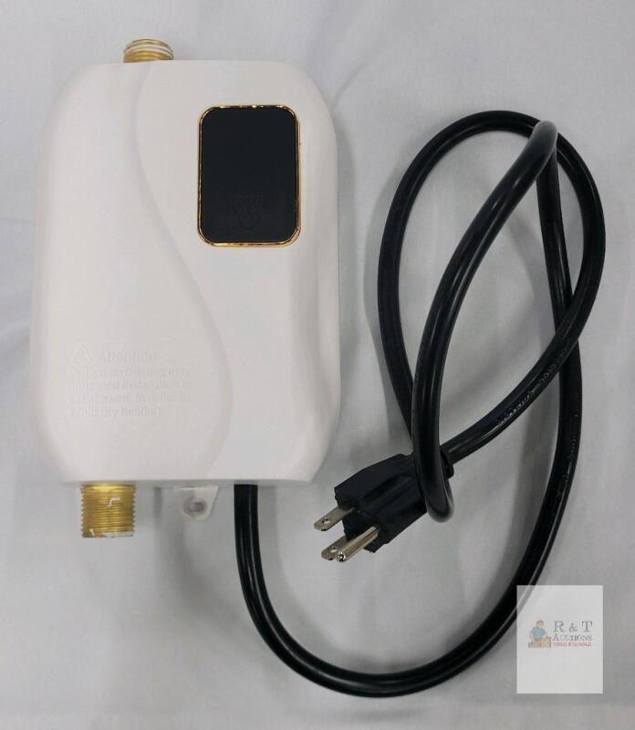 3000W Electric Tankless Water Heater, 110V, Model XY-FC, CE, Vertical Install, 2026 Manufacture