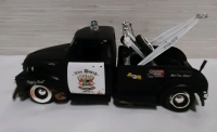 Vintage Diecast 1950 Chevy 3100 Police Wrecker.Has some damage.