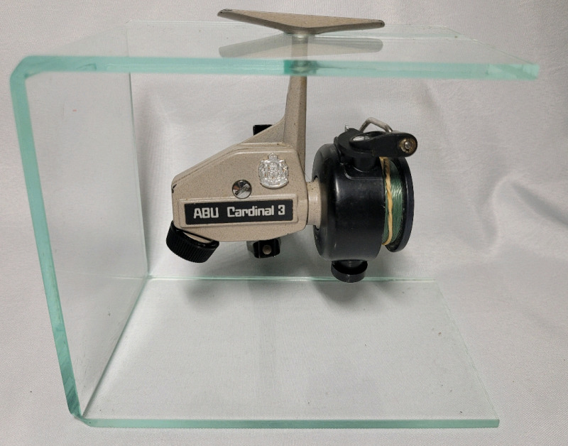 Vintage ABU / Zebco Cardinal 3 Fishing Reel with Reel Stand - Pre-owned
