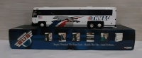 Vintage (2002) Diecast Corgi Limited Edition Greyhound Bus. 1:50 Scale
