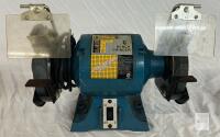 Trademaster TM14201 6" Bench Grinder, 120V, 3.3A, 3450 RPM, 1/2" Arbor, 1991, CSA