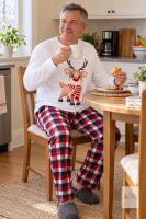 NEW Size MED Men&rsquo;s Reindeer Christmas Pajama Set &ndash; (White top)