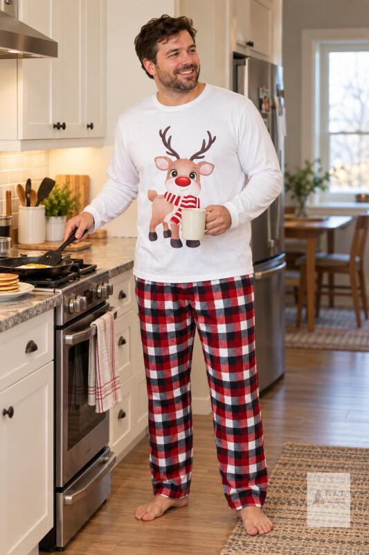 NEW Size L Men&rsquo;s Reindeer Christmas Pajama Set &ndash; (White)