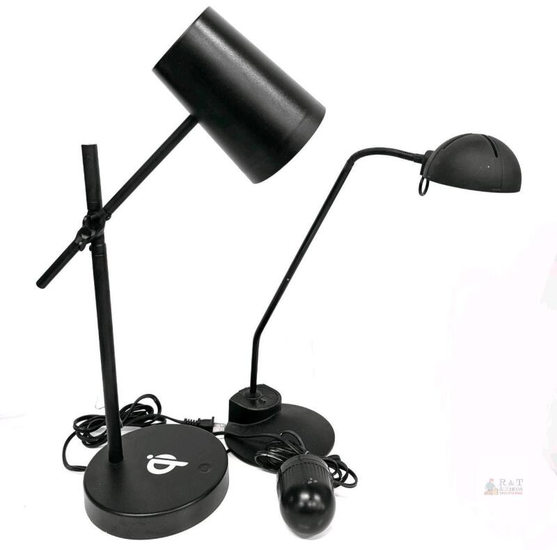 2 Desk Lamps With Adjustable Necks, Up to 22" Tall, Working, Bulbs Incl