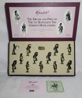 Britains ' Pipes & Drums Gordon Highlanders ' Toy Soldier Lead Miniatures
