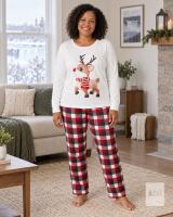 NEW Size L Woman's Reindeer Christmas Pajama Set &ndash; (White)