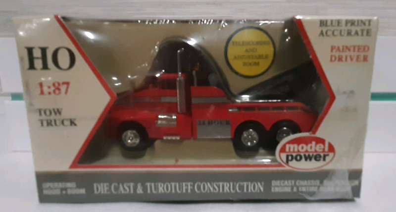 Vintage Diecast & Turotough HO Heavy Duty Tow Truck 1:87 Scale